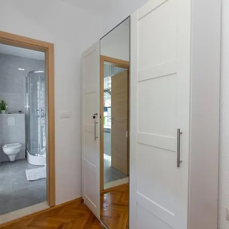 Apartamento Apartman Duzel Two, *